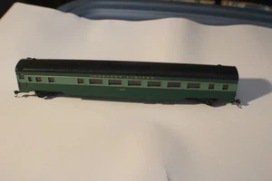 CON-COR SOUTHERN CRESCENT CORRUGATED 85' COACH HO SCALE #70113 GREEN TRAIN CAR - Picture 1 of 4