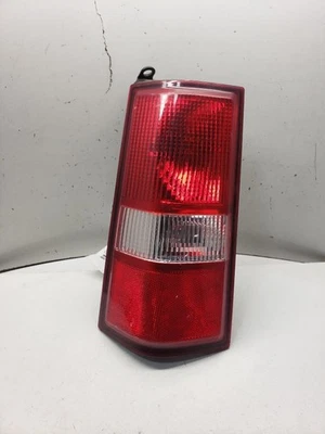 Luz trasera izquierda del conductor para furgoneta Express 2500 03-24 1436906 Foto 1 de 4