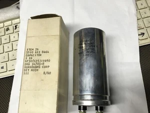 condensatore piramidale articolo 7A DRA-34703-8 AF30 (635) 11490 750 MFD 165 W.V negativo - Foto 1 di 3