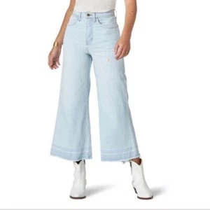 Wrangler x Fred Segal Women's Wide Leg Crop Distressed Raw Hem Jeans Size 27 - Picture 1 of 13