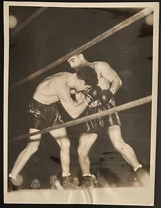 1939 Photo Type 1-Billy Conn Defeats Melio Bettina To Retail Light Heavyweight - Picture 1 of 2