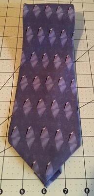 Men's Bill Blass Black Label Silk 100% Silk Neck Tie Geometric design UVG.- blue - Image 1 of 4