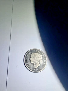 1870 Canada 5 Cents Silver Foreign Coin - Picture 1 of 3