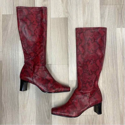 Botas de mujer Naturalizer talla 10 rojas con estampado de animales Foto 1 de 4