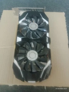 Karta graficzna z dwoma wentylatorami MSI NVIDIA Geforce GTX 1060 GPU (6GB GDDR5 SDRAM VRAM) - Zdjęcie 1 z 10