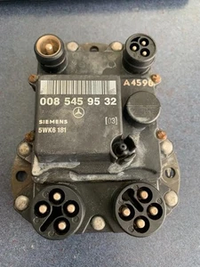OEM Mercedes 190 190E W201 EZL Ignition Control Module 0085459532 - Picture 1 of 2