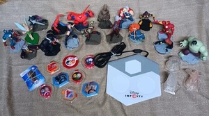 WOW!! DISNEY INFINITY~DISCS/BASE AND PIECES LOT!! - Picture 1 of 4