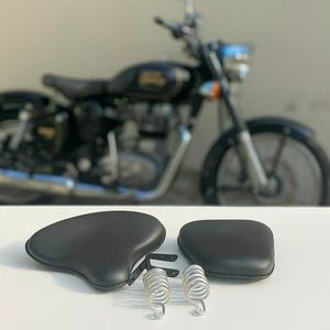 Royal Enfield Classic Front & Rear Seats – Black Leatherette Rider & Passenger - Picture 1 of 9