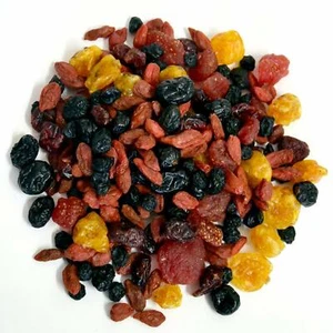 Frische getrocknete Heidelbeeren-, Cranberry-, Erdbeeren-, Kirschen-, Gojiber... - Bild 1 von 3