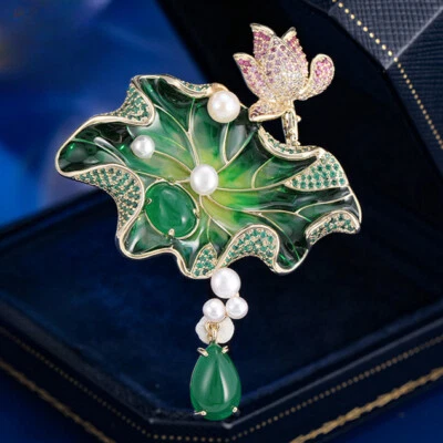 Broche prendedor vintage de perlas de agua dulce con hojas de estrás esmaltadas para mujeres hombres joyas Foto 1 de 4