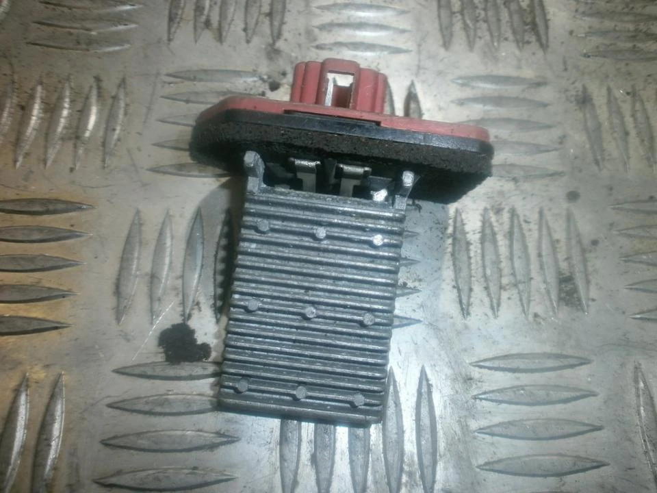 Resistencia de calefacción Hyundai Accent 1996 (resistencia del motor del ventilador del calentador) #15633-57 Foto 1 de 1