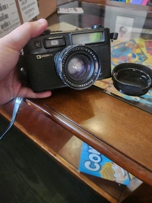 Yashica Electro 35 GT Rangefinder 35mm Film Camera Black Rare Untested. - Image 1 of 3