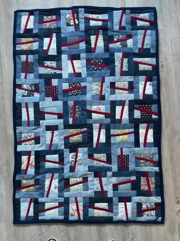 Quilt, Patchworkdecke, Jeansdecke, Picknickdecke, Handarbeit - Unikat - NEU - Bild 1 von 1