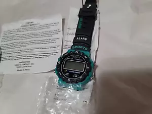 Orologio Digitale Vintage Uomo E Donna Allarme Cronografo Acqua e Nero - Nuovo - Foto 1 di 7