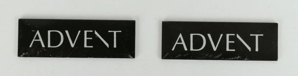 ADVENT - COPPIA MARCHI - PER CASSE - IN METALLO DIMENSIONI 4,7X1,5 CM - Immagine 1 di 2