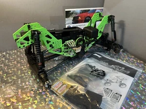 LOSI LMT KING SLING 4WD SOLID AXLE MONSTER TRUCK ROLLER SLIDER Chassis Mud Bog - Picture 1 of 8