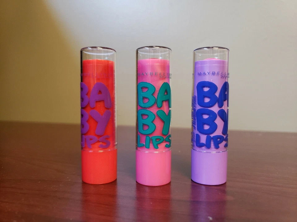 MAYBELLINE 婴儿唇彩 3 件装红宝石星星粉红色愿望冬季闪光新品 — 第 1/1 张图片