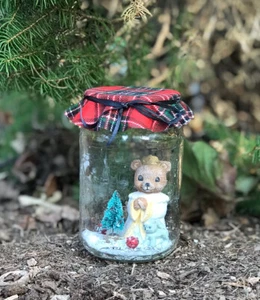 Handgefertigter Weihnachtsbär Ornament Dekoration im LED Leuchtglas - Bild 1 von 8