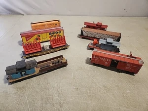 Tyco HO Scale Train Cars 8 Various Unique Cars (See Description) - Picture 1 of 24