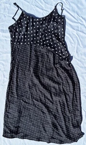 A . New Day schwarz & weiß gepunktetes ärmelloses Kleid Damengröße M neu mit Etikett - Bild 1 von 6