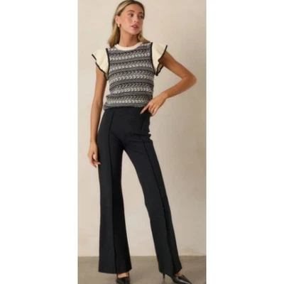 Calça Spanx The Perfect Preta Feminina Tamanho Médio Estilo Bootcut - Imagem 1 de 4