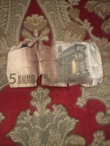 CRISPED 5 Euro Bill *STILL LEGAL* - Picture 1 of 2