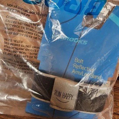 Brooks Bolt Reflective Arm or Leg Band Running Walking Gear Safety Accessory - Image 1 of 4