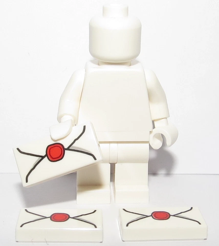 Lego 3 x White Envelope Tile 1x2   Minifig Not Inc  Letter To Santa Xmas Postman - Image 1 of 1