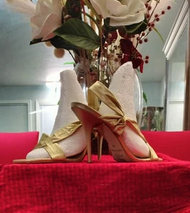 Scarpe Aldo Wos EU36 US6 oro pelle tacco slingbacks - Foto 1 di 6