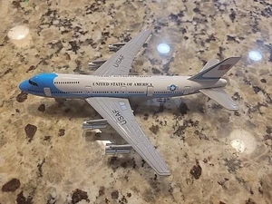 Diecast Airplane USAF 1 28000 7.5”x 6.25” Junye Dongguan 1212 With Opening Doors - Picture 1 of 6