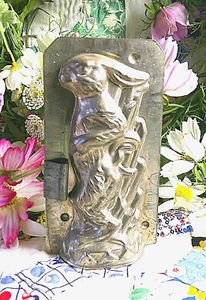 Vintage Easter Mountaineer Bunny Rabbit Art Deco Rockery 5 1/2 inches Weygandt - Zdjęcie 1 z 4