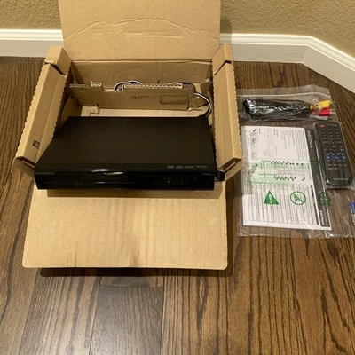 Reproductor de DVD compacto Insignia NS-D160A14 reproductor de DVD/CD incluye cable manual remoto Foto 1 de 4