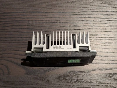 Pentium III CPU 700/256/100 Slot 1 SL3XM - Image 1 of 4