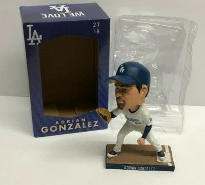 Luva de ouro Adrian Gonzalez Los Angeles Dodgers 2015 Bobble Bobblehead SGA - Imagem 1 de 4