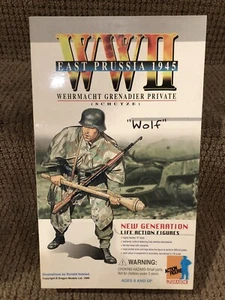DRAGON Model 1:6 WWII ‘Wolf' Grenadier Panzerfaust, East Prussia 1945, No. 70009 - Picture 1 of 8