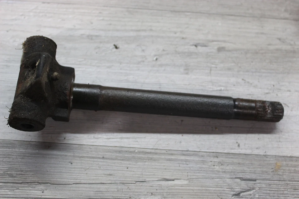 2001 Polaris Rmk 800 правый или левый передний поворотный рычаг шпиндель костяшки - Изображение 1 из 4