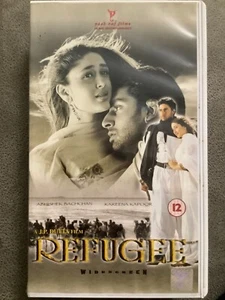 Refugee *Abhishek Bachchan *Kareena Kapoor - Bollywood Hindi Indian VHS Tape - Imagen 1 de 3