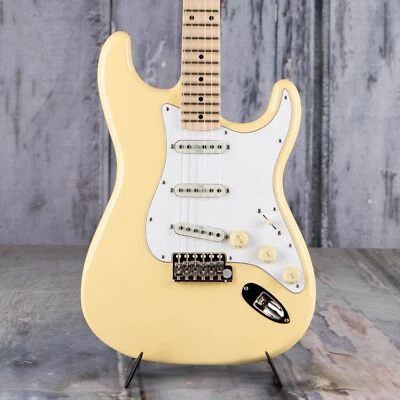 Fender Yngwie Malmsteen Stratocaster, Vintage White - Image 1 of 4