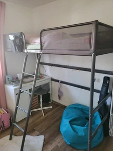 Ikea Hochbett Tuffing, 5 Monate jung, kaum benutzt, mit Matratze - Bild 1 von 1
