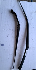 HONDA CR-V WINDSCREEN WIPER ARMS PAIR NEARSIDE OFFSIDE 1.6 (2013-2018) 52262 - Picture 1 of 8