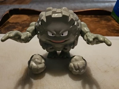 Vintage 2000. Nintendo Pokémon Action GRAVELER 4".Figure with 2 Boulders! HASBRO - Immagine 1 di 4