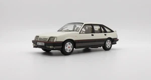 VANGUARDS VAUXHALL CAVALIER MK2 1987-88 WHITE VERY GOOD CONDITION UNBOXED 1:43 - Bild 1 von 9