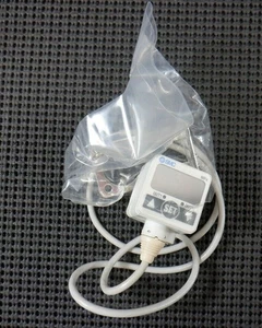 SMC ISE40-T1-22-A Pressure Switch - Foto 1 di 6