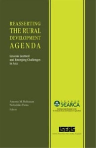 Arsenio M. Balisaca Reasserting the Rural Development Agend (Gebundene Ausgabe)