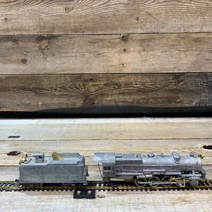 Vintage Locomotive & Tender, HO Scale, Unfinished/Unpainted - Picture 1 of 6