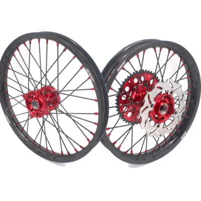 Llantas con radios KKE 21/19 MX para Suzuki RMZ250 2019-2025 RMZ450 2018-2025 rojas Foto 1 de 4