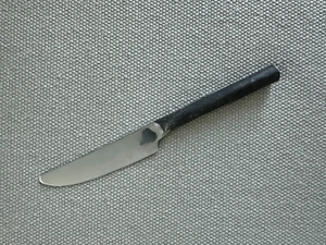 Pottery Barn Stonehenge Noir Stainless Dinner Knife - Picture 1 of 2