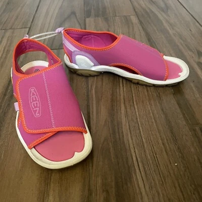 Sandálias Keen Knotch River infantil meninas biqueira aberta magenta/lilás tamanho 5 - Imagem 1 de 4