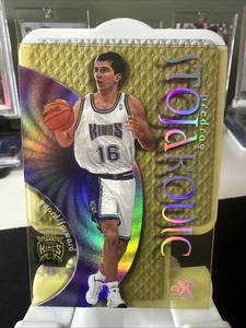Tarjeta de novato Skybox E-X Century Peja Stojakovic 1998-99 #62 - Imagen 1 de 2