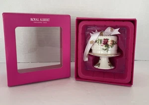 Pastel Royal Albert Old Country Roses con adorno de soporte nuevo en caja fiesta de té - Imagen 1 de 11